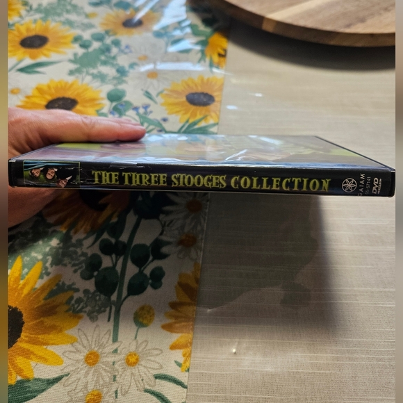 The Three Stooges Collection - Picture 2 of 7